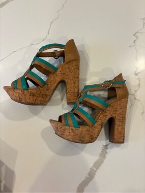 Y2K BCBGeneration Cork Chunky Strappy Platform Heels Turquoise Tan Sandals